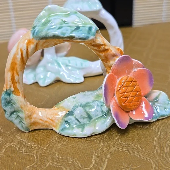 Colorful Ceramic Napkin Rings Set - Picture 5 of 11